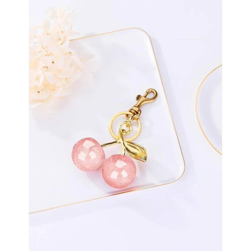 N/A bag charm